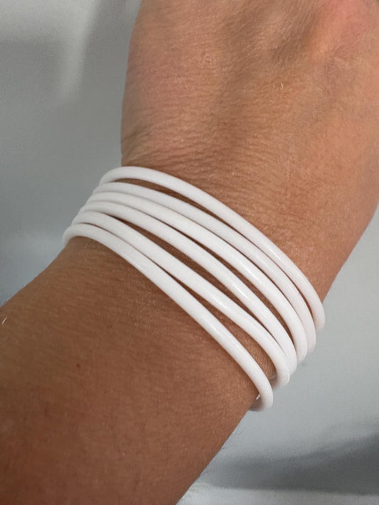 Women’s Silicone Jelly Bracelet - Stackable - set of 6 - size 7” white